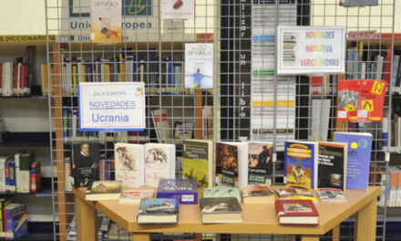 El Gobierno municipal incrementa los fondos de las bibliotecas con libros en ucraniano