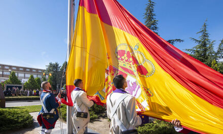 Pozuelo de Alarcón celebra el acto de Homenaje a la Bandera de España