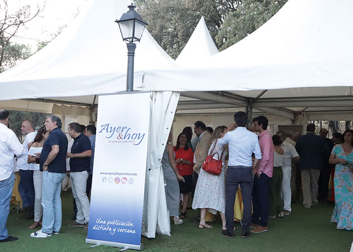 La revista Ayer&Hoy celebró su primer aniversario de la edición Boadilla – Pozuelo