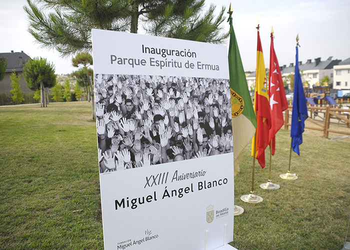Inaugurado el parque Espíritu de Ermua en el XXIII aniversario del asesinato de Miguel Ángel Blanco