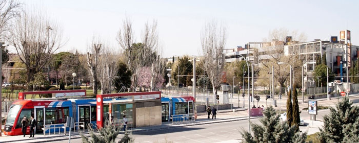 Metro Ligero Oeste desarrolla una nueva señal tranviaria para mejorar la seguridad de la comunidad