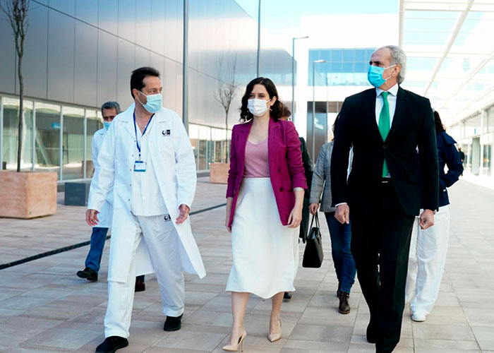 La Comunidad de Madrid comienza a vacunar este jueves a los mayores de 80 años en los centros de salud