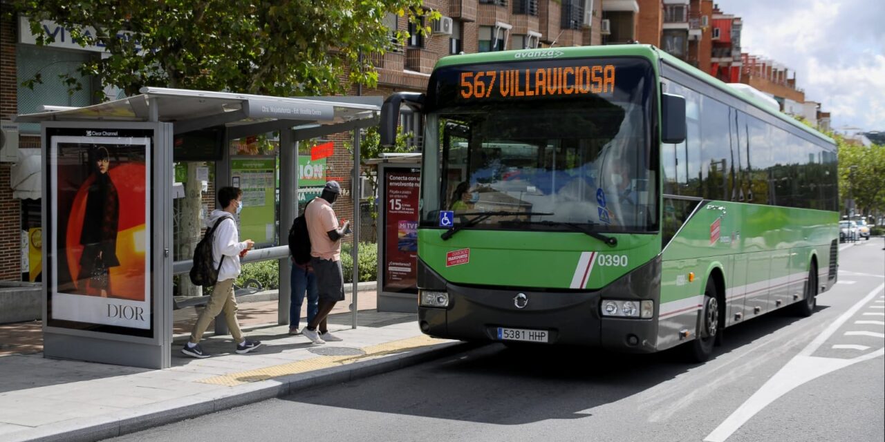 La línea de autobús 565 amplía su recorrido hasta la estación de Cercanías de El Barrial, en Pozuelo