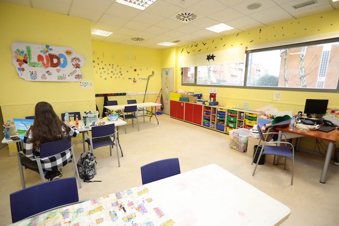 El Ayuntamiento ofrece la ludoteca de la Casa de la Juventud a los niños ucranianos que llegan a Boadilla