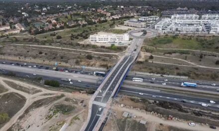 La nueva vía que une Viñas Viejas y El Encinar recibe el nombre de avenida de los Tercios de la Legión Española