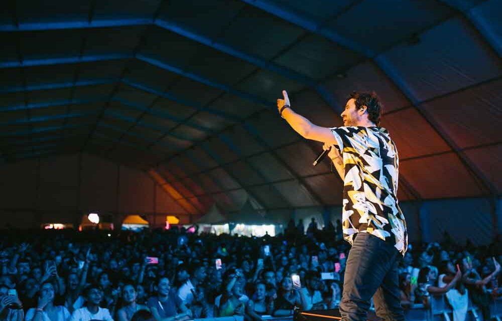 Miles de personas disfrutaron anoche del concierto de Taburete en la carpa del recinto ferial de Pozuelo