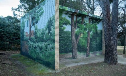 En marcha un proyecto de integración paisajística con pintura mural de siete centros de transformación