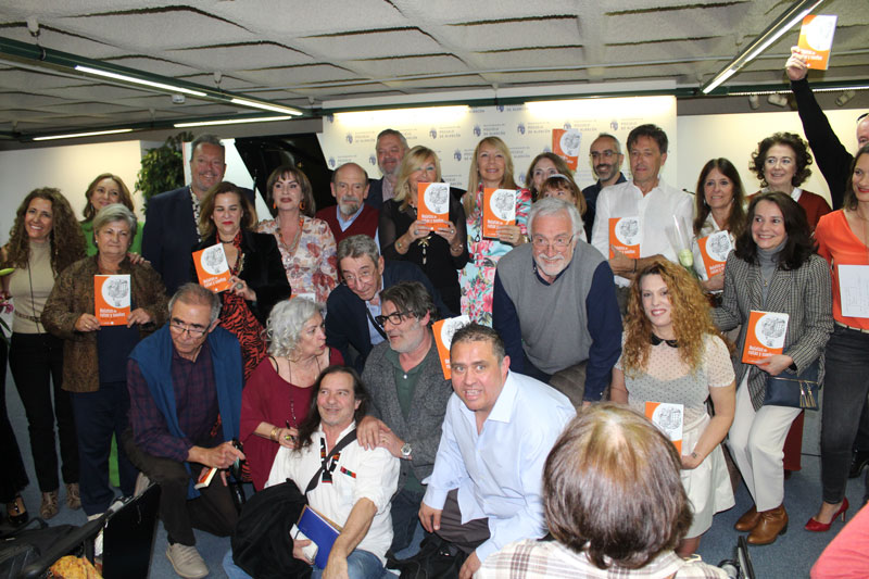 Presentación del libro solidario “Relatos de rutas y sueños. Voces de viajeros”