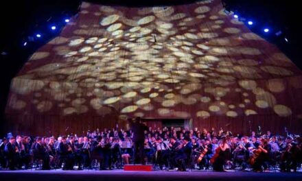 La Lira de Pozuelo actúa este sábado en el Auditorio El Torreón con el baterista Javier Eguillor como invitado