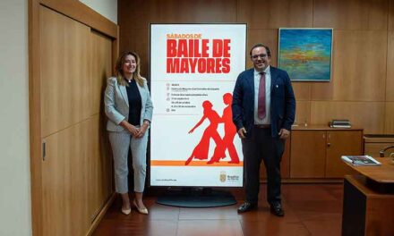 Vuelven los sábados de Baile de Mayores al centro Juan González de Uzqueta