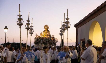 Pozuelo de Alarcón rindió homenaje a su Patrona y Alcaldesa Honoraria con una Solemne Procesión