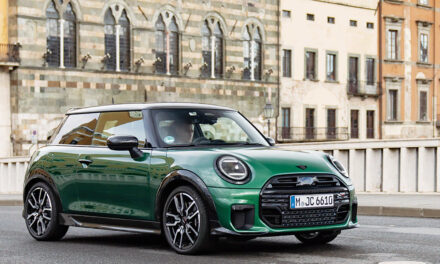 Nuevo Mini Cooper S: diseño deportivo con prestaciones típicas de la marca