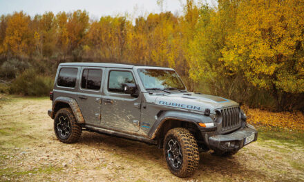 Jeep Wrangler 4xe, heredero del Jeep Willys que puede con todo