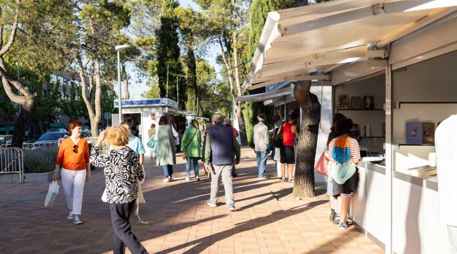 Pozuelo de Alarcón celebra su tradicional Feria del Libro del 25 al 27 de abril en la Avenida de Europa