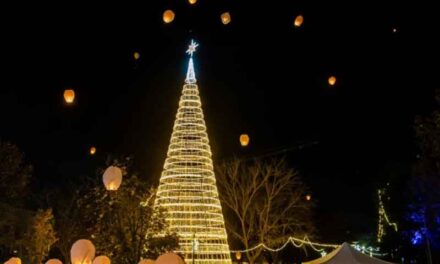 Pozuelo de Alarcón da la bienvenida a la Navidad con el tradicional encendido de luces y la inauguración del parque navideño en Prados de Torrejón