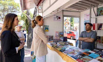 Pozuelo de Alarcón celebra su Feria del Libro con una treintena de casetas, firmas de escritores y espectáculos familiares