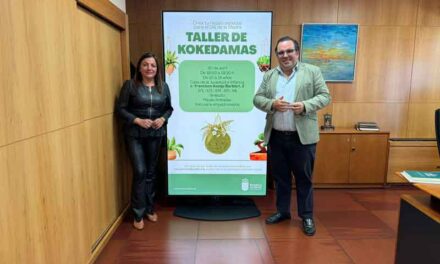 La Concejalía de Juventud ofrece un taller de kokedamas por el Día de la Madre