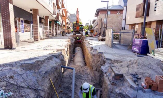 Avanza la remodelación del casco histórico, con la obra del nuevo colector de saneamiento