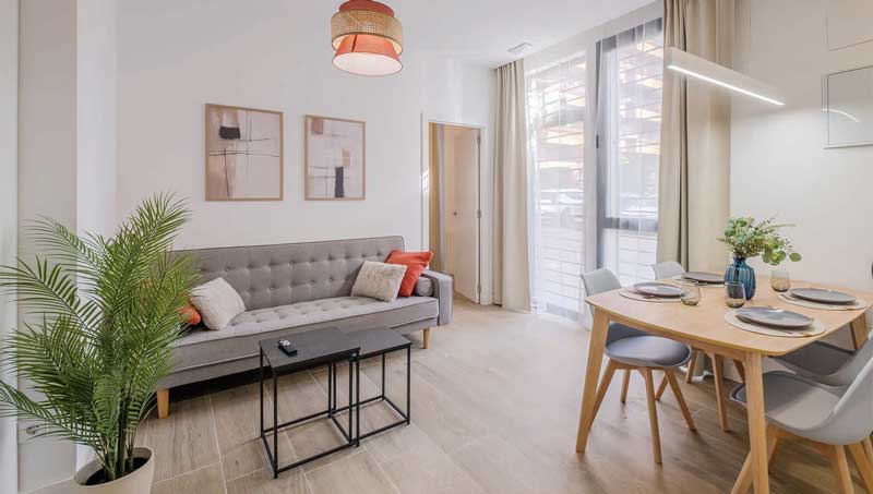 Reconversión única de un local en dos apartamentos