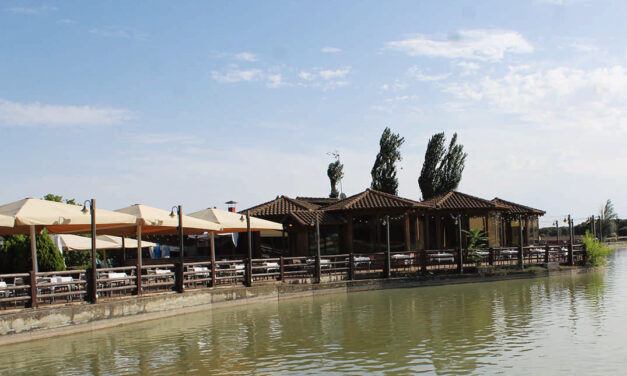 El Lago de Boadilla. Un rincón donde la buena mesa se disfruta con calma