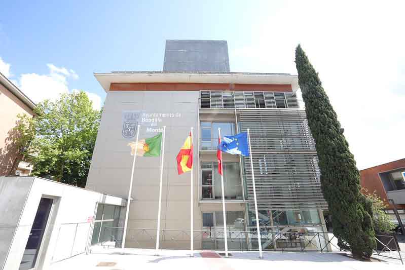 Boadilla ha destinado casi 180.000 euros en el último año y medio a ayudas sociales