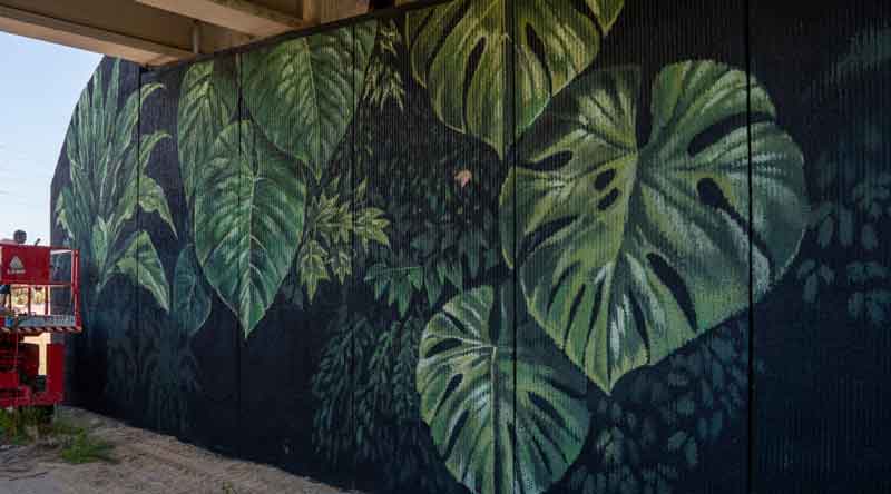 Pozuelo apuesta por grandes murales de arte urbano para eliminar grafitis y pintadas