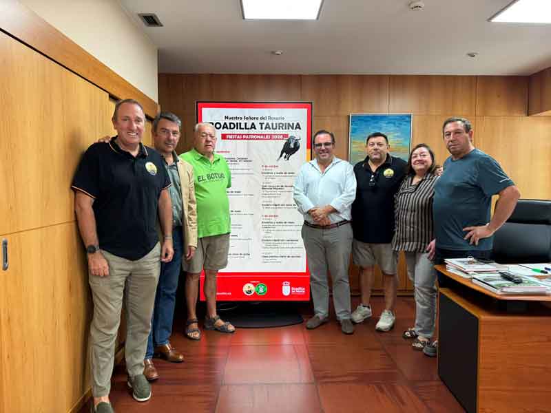 Novillada sin picadores, encierros, concurso de recortes y clase práctica con reses, en el cartel taurino de las fiestas